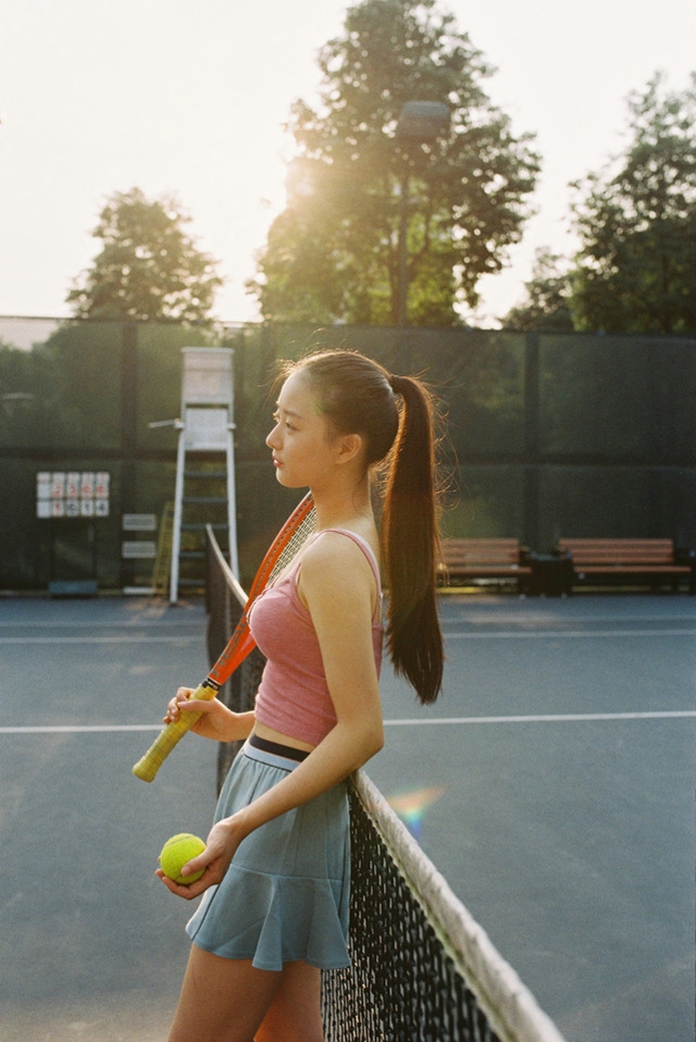 网球美女有着傲人的上围性感写真照,清纯美女,